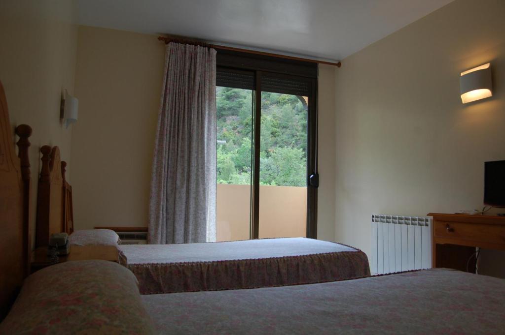 Hotel Llucena Lucena del Cid Ruang foto