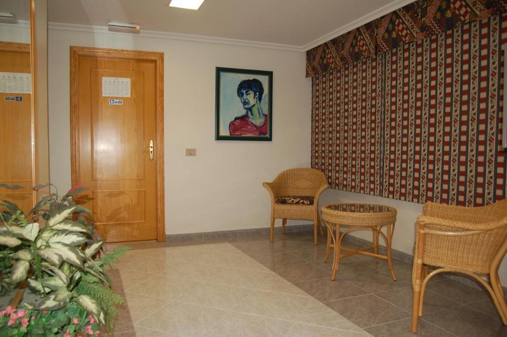 Hotel Llucena Lucena del Cid Bagian luar foto