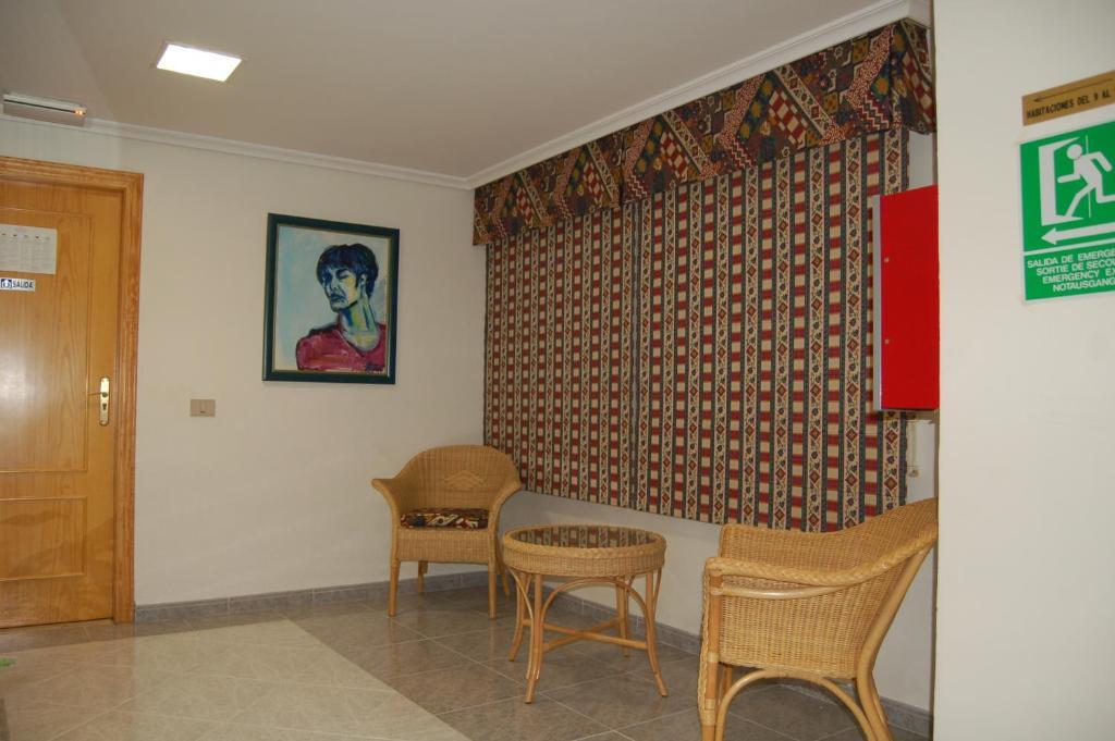 Hotel Llucena Lucena del Cid Bagian luar foto